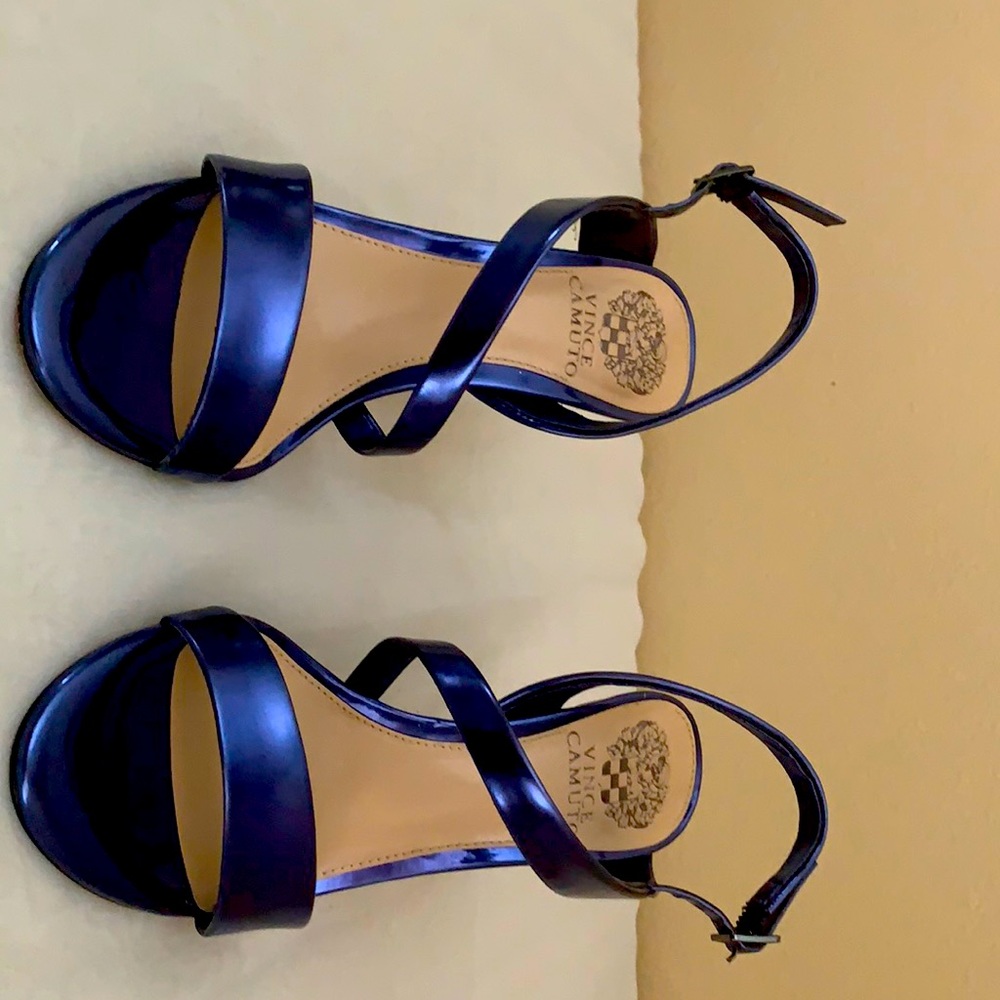 Vince Camuto, like new, 3” heel size 7